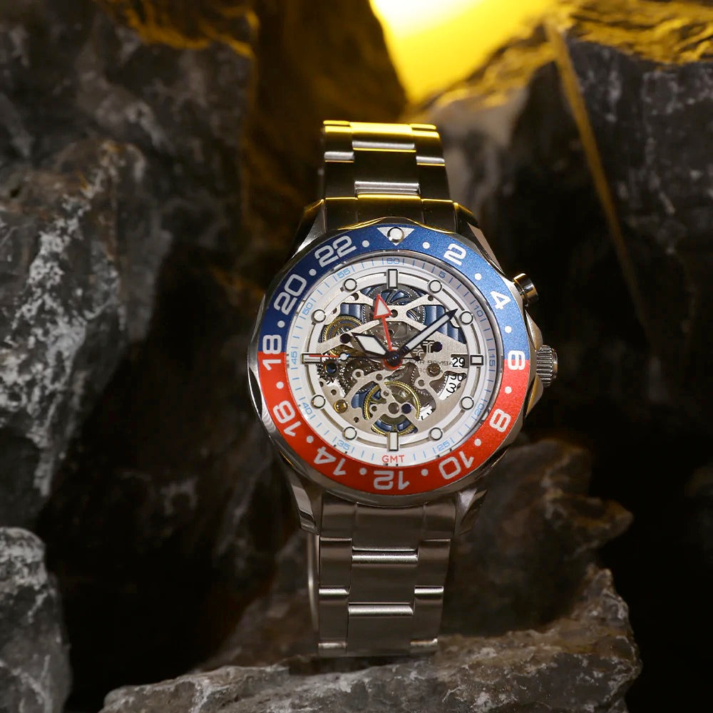 TSAR BOMBA GMT Date Automatic 200M Waterproof Watch TB8802H Pepsi / White